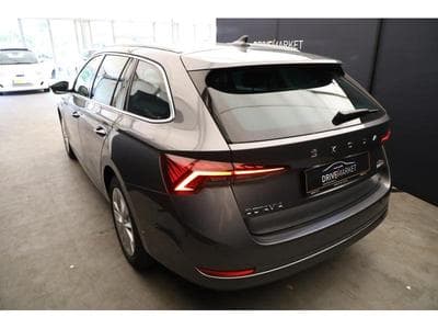 Skoda Octavia Style (2023) - Photo 14