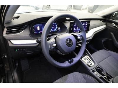 Skoda Octavia Style (2023) - Photo 9