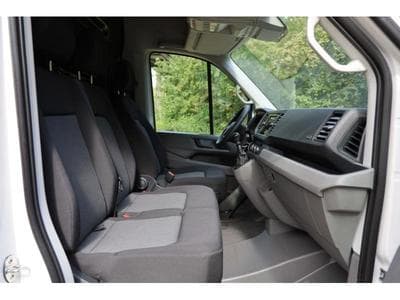 VW Crafter 35 Fourgon (2023) - Photo 11