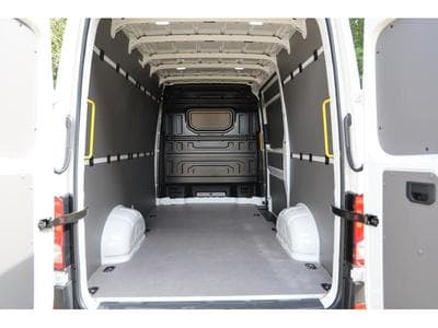 VW Crafter 35 Fourgon (2023) - Photo 5