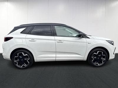 Opel Grandland X Ultimate (2022) - Foto 8