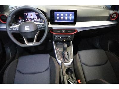 Seat Arona FR (2023) - Photo 2