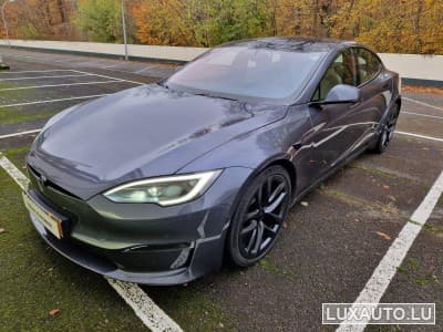 Tesla Model S Plaid (2023) - Photo 1