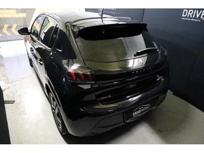 Peugeot 208 II Allure Pack (2023) - Photo 15