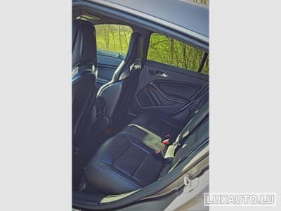 Mercedes CLA 45 AMG Shooting-Break (2017) - Foto 5