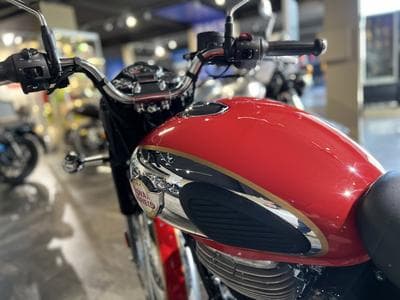 Royal Enfield Classic 350 Chrome Red (2024) - Foto 5