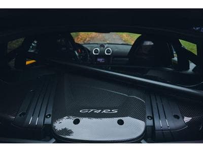 Porsche Cayman GT4 RS Weissach (2023) - Photo 10