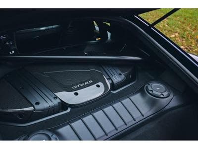 Porsche Cayman GT4 RS Weissach (2023) - Photo 9