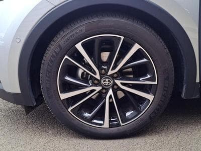 Toyota C-HR PREMIUM (2024) - Photo 12