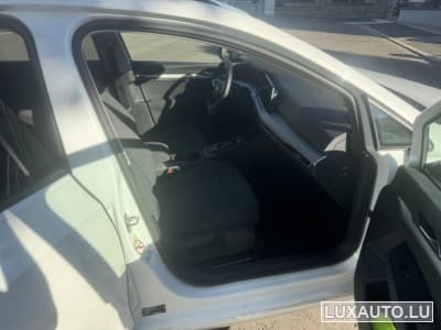 VW Golf 8 (2021) - Foto 11