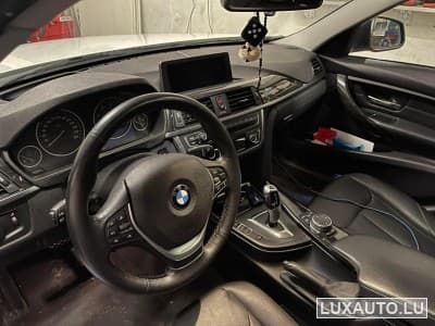 BMW 335 Luxury (2015) - Photo 2