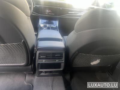 Audi Q8 S-line (2022) - Foto 10