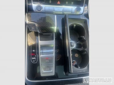 Audi Q8 S-line (2022) - Foto 7