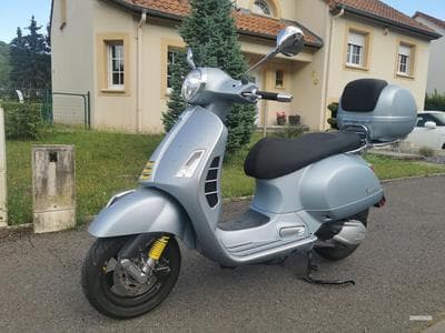 Vespa GTS Vespa GTS 300 SuperTec (2021) - Photo 1