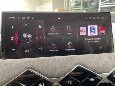 DS Automobiles DS3 E-Tense 156ch Performance Line (2023) - Foto 9