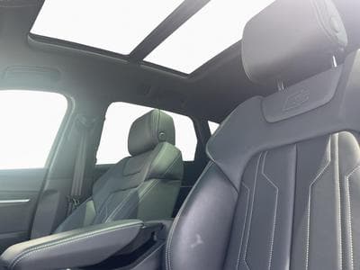 Audi Q8 S line 55 quattro (2024) - Photo 14