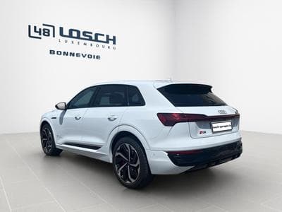 Audi Q8 S line 55 quattro (2024) - Photo 5