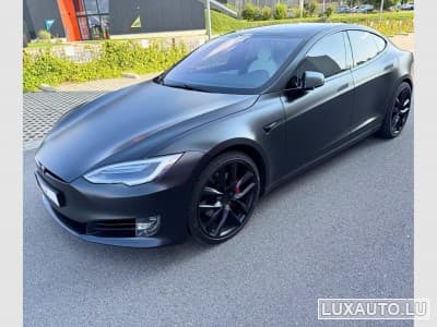 Tesla Model X (2019) - Photo 3