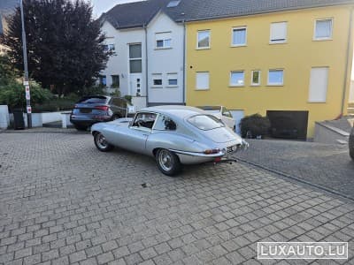 Jaguar E-Type Serie 1 4.2 2+2 (1970) - Foto 12