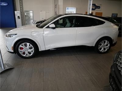 Ford Mustang Mach-E (2023) - Foto 3