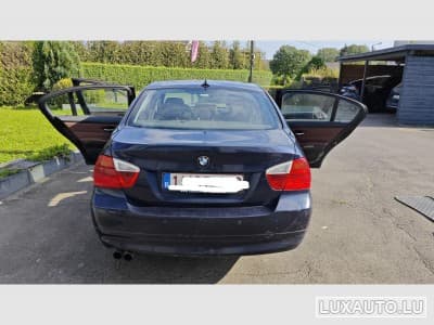 BMW 325 (2006) - Photo 2