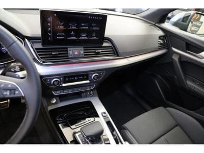 Audi Q5 Sportback S line (2023) - Photo 9