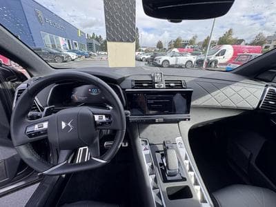 DS Automobiles DS7 7 E-Tense RIVOLI 300 (2024) - Photo 14