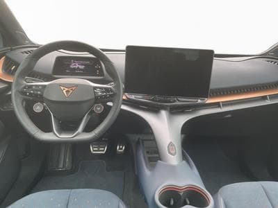 Cupra Tavascan VZ (2024) - Photo 2