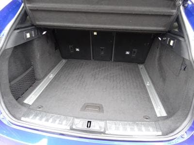 Jaguar F-Pace 2.0 d R-Sport 241CV (2020) - Photo 9