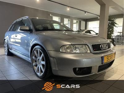 Audi RS4 2.7 quattro 381cv (2000) - Foto 2