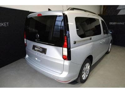 VW Caddy V Life (2024) - Photo 15