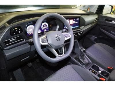 VW Caddy V Life (2024) - Photo 10