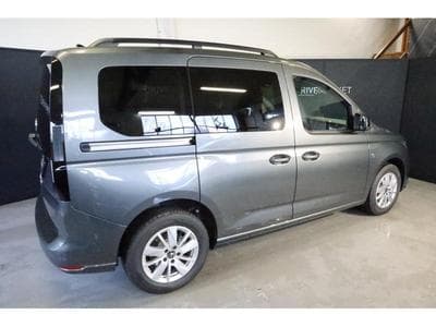 VW Caddy V Life (2024) - Photo 5