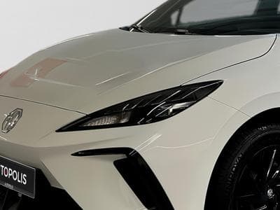 MG MG4 STANDARD (2023) - Photo 15