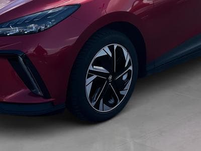 MG MG4 ELECTRIC (2023) - Photo 10