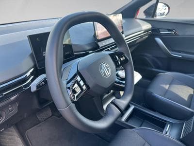 MG MG4 ELECTRIC (2023) - Photo 3