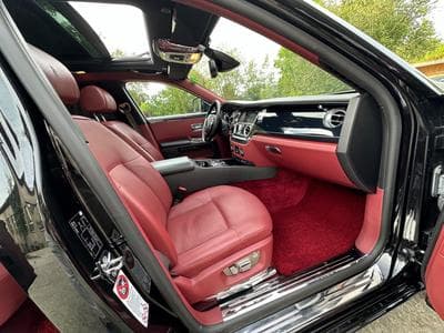 Rolls-Royce Ghost Ghost 6.6i V12 571CV LIMOUSINE (2010) - Photo 11