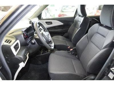 Suzuki Swift GL+ (2024) - Photo 13