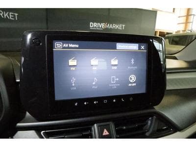 Suzuki Swift GL+ (2024) - Photo 5