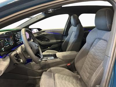 Audi A6 e-tron edition one blue (2025) - Photo 11