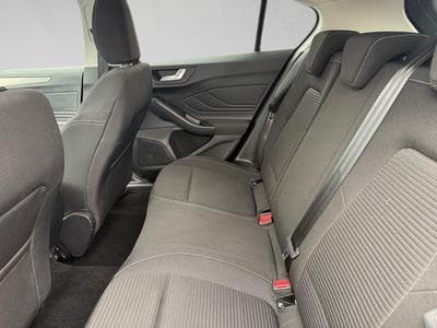 Ford Focus Titanium (2023) - Photo 12