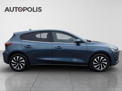 Ford Focus Titanium (2023) - Photo 9