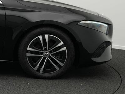 Mercedes A 180 d Progressive LED+Kamera+MBUX (2023) - Photo 8