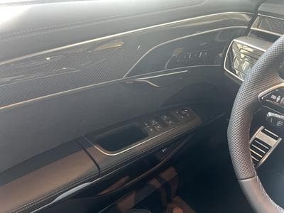 Audi S8 S8 TFSI quattro tiptronic (2025) - Photo 14
