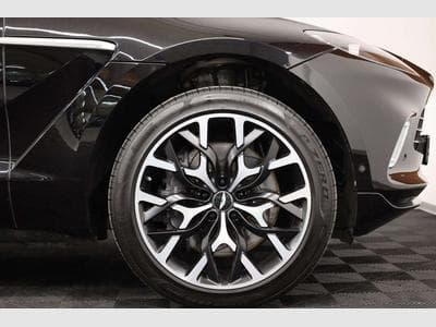 Aston-Martin DBX 4.0 V8 550 (2021) - Foto 6