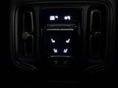 Aston-Martin DBX 4.0 V8 550 (2021) - Foto 15