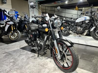 Royal Enfield Classic 350 Dark Spoke Wheels (2026) - Foto 6