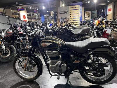 Royal Enfield Bullet 350 Black (2025) - Foto 4