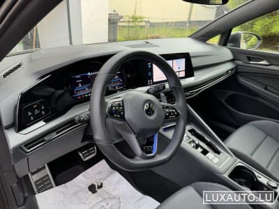 VW Golf R8 (2021) - Photo 1