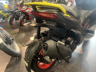 Aprilia SR GT SPORT ACID GREEN (2026) - Photo 3
